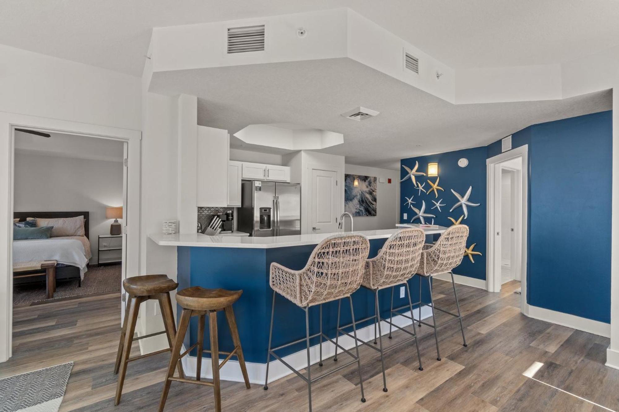 New Calypso Corner Unit Sleeps 8! By Dolce Getaways Pcb * Panama City Beach